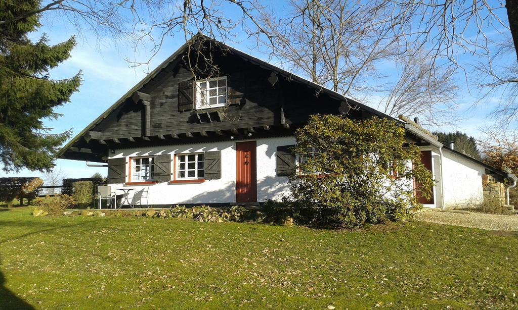 Hotel/Restaurant A La Ferme Ferrières Стая снимка
