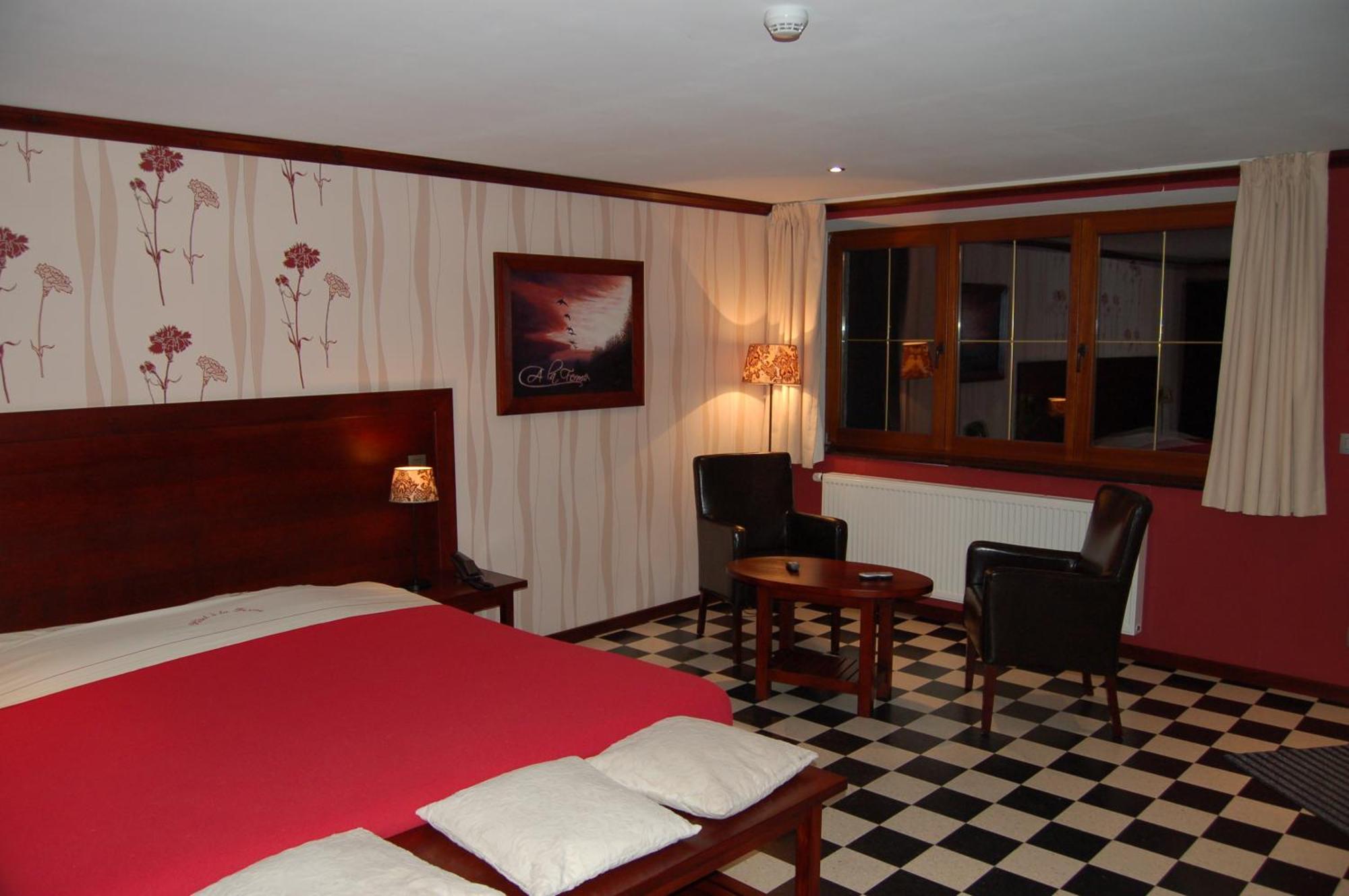 Hotel/Restaurant A La Ferme Ferrières Екстериор снимка
